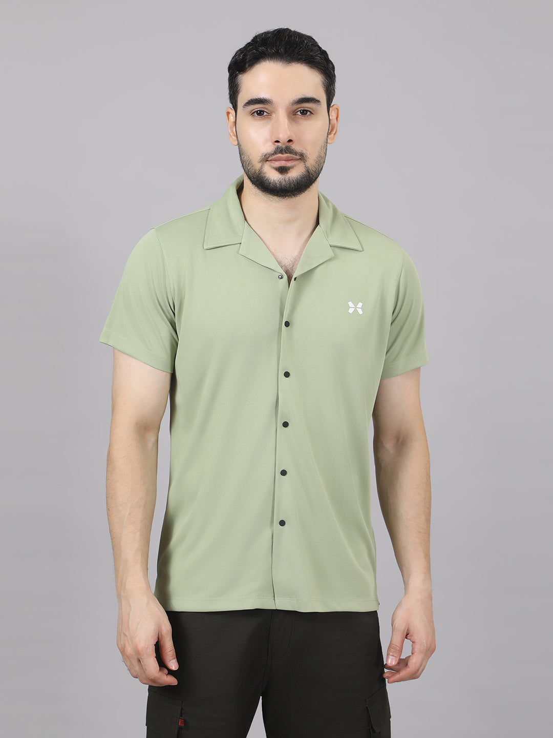Men's Solid Half Sleeve Cuban Collar Knit Shirt
