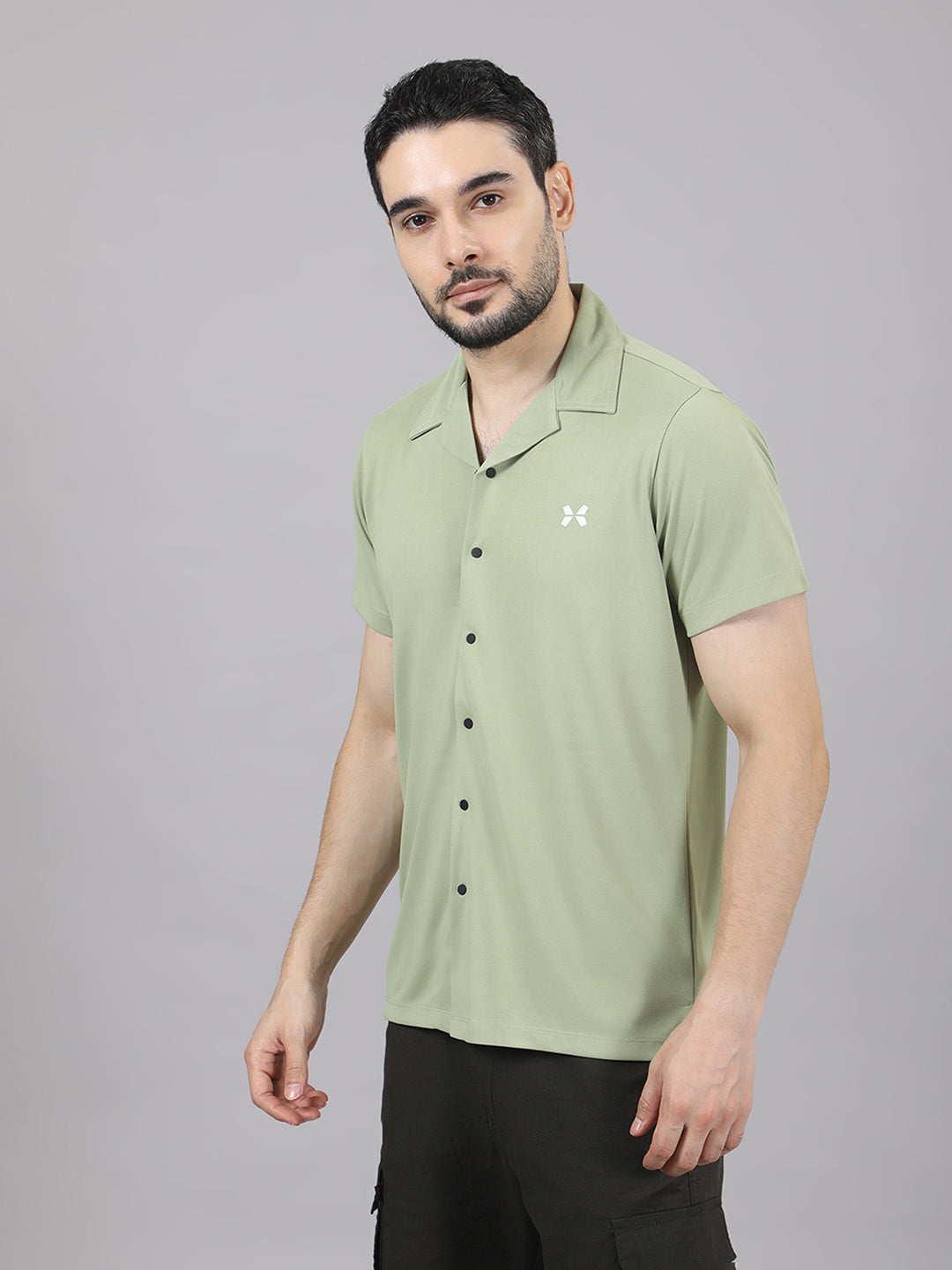 Men's Solid Half Sleeve Cuban Collar Knit Shirt