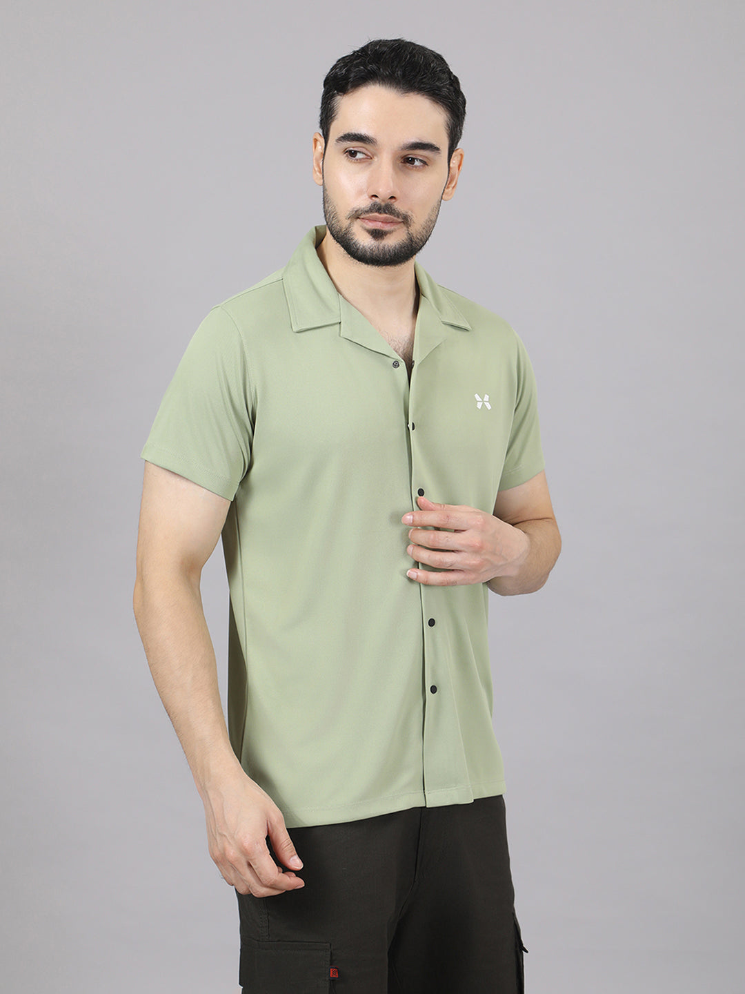 Men's Solid Half Sleeve Cuban Collar Knit Shirt