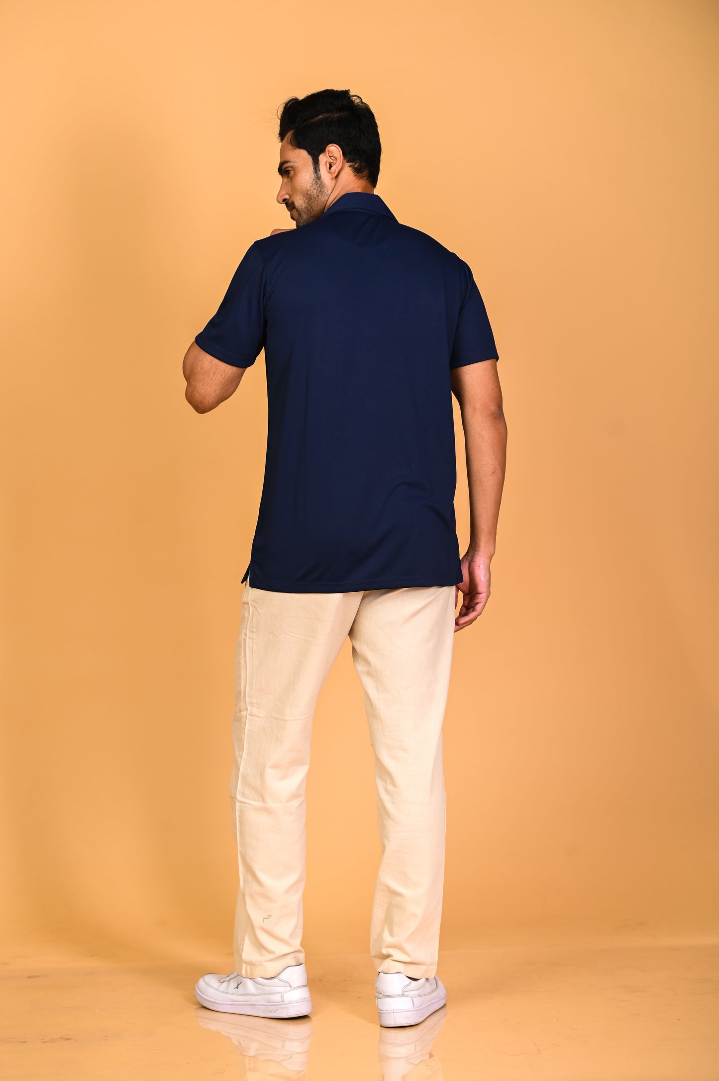 Men's Solid Half Sleeve Cuban Collar Knit Shirt