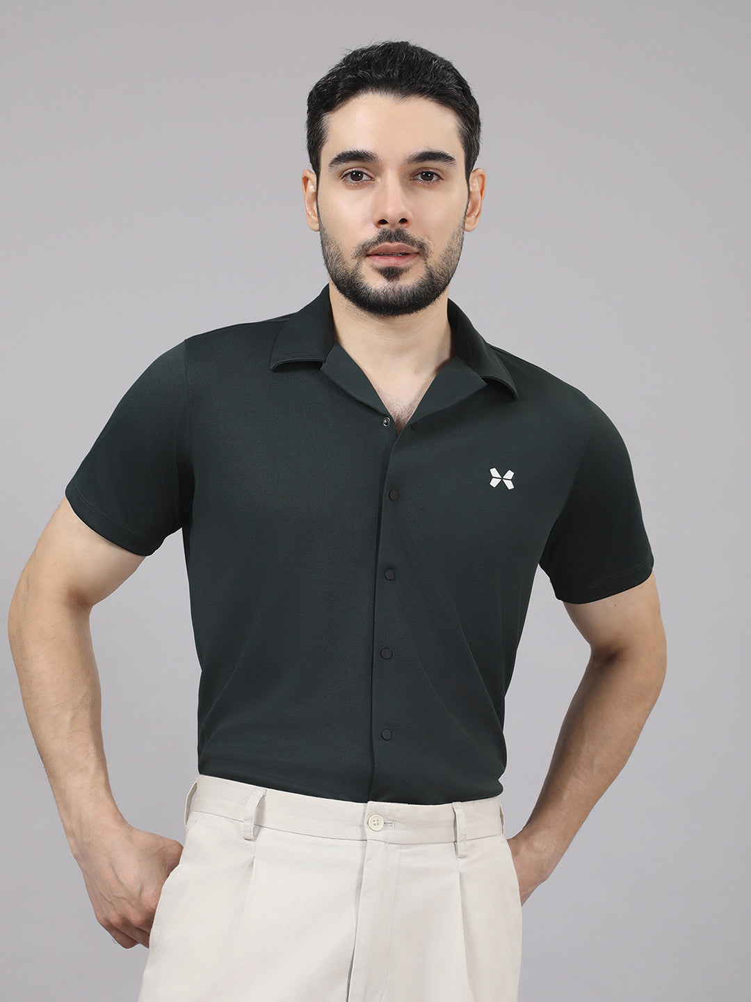 Men's Solid Half Sleeve Cuban Collar Knit Shirt