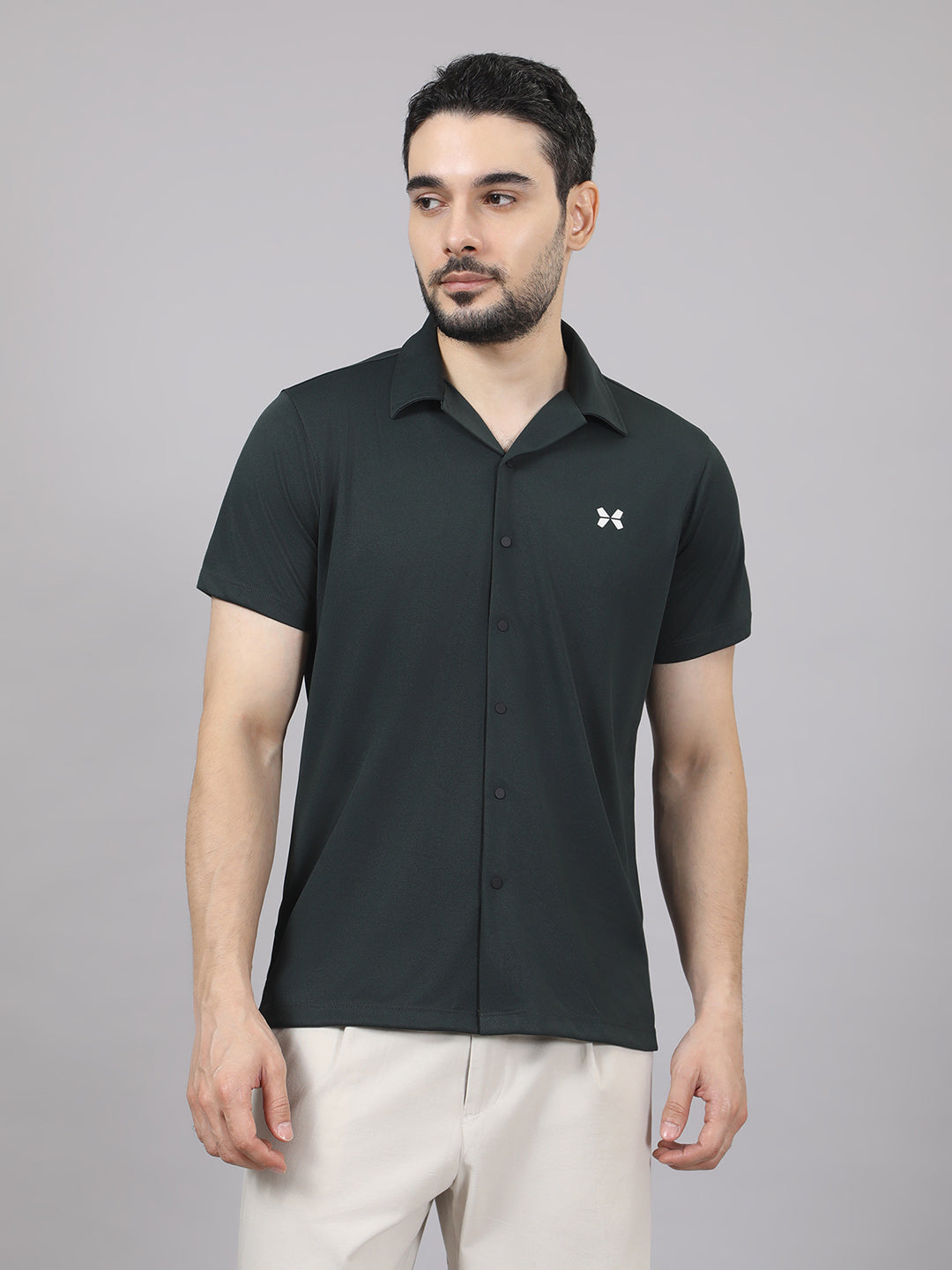 Men's Solid Half Sleeve Cuban Collar Knit Shirt