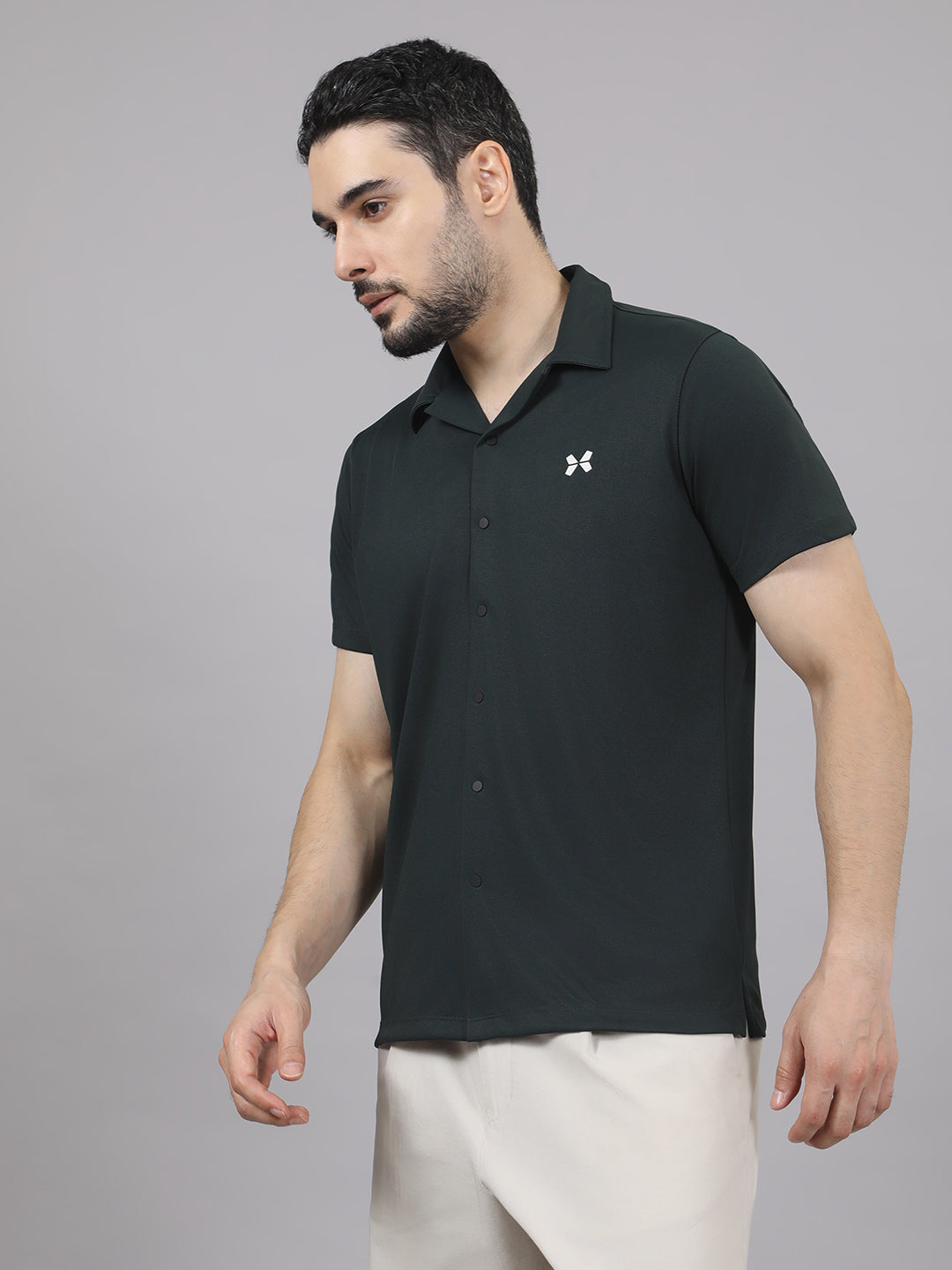 Men's Solid Half Sleeve Cuban Collar Knit Shirt