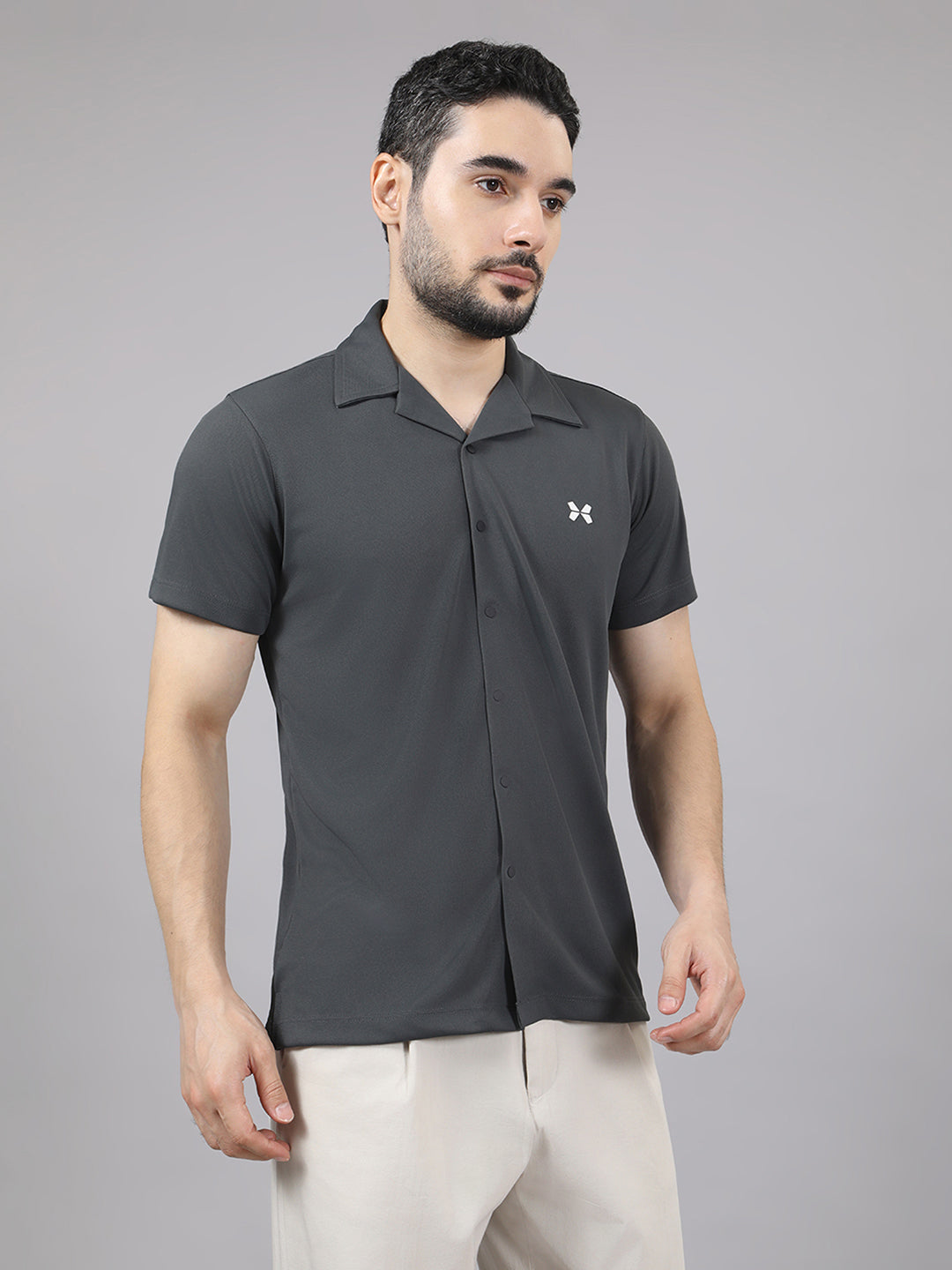 Men's Solid Half Sleeve Cuban Collar Knit Shirt