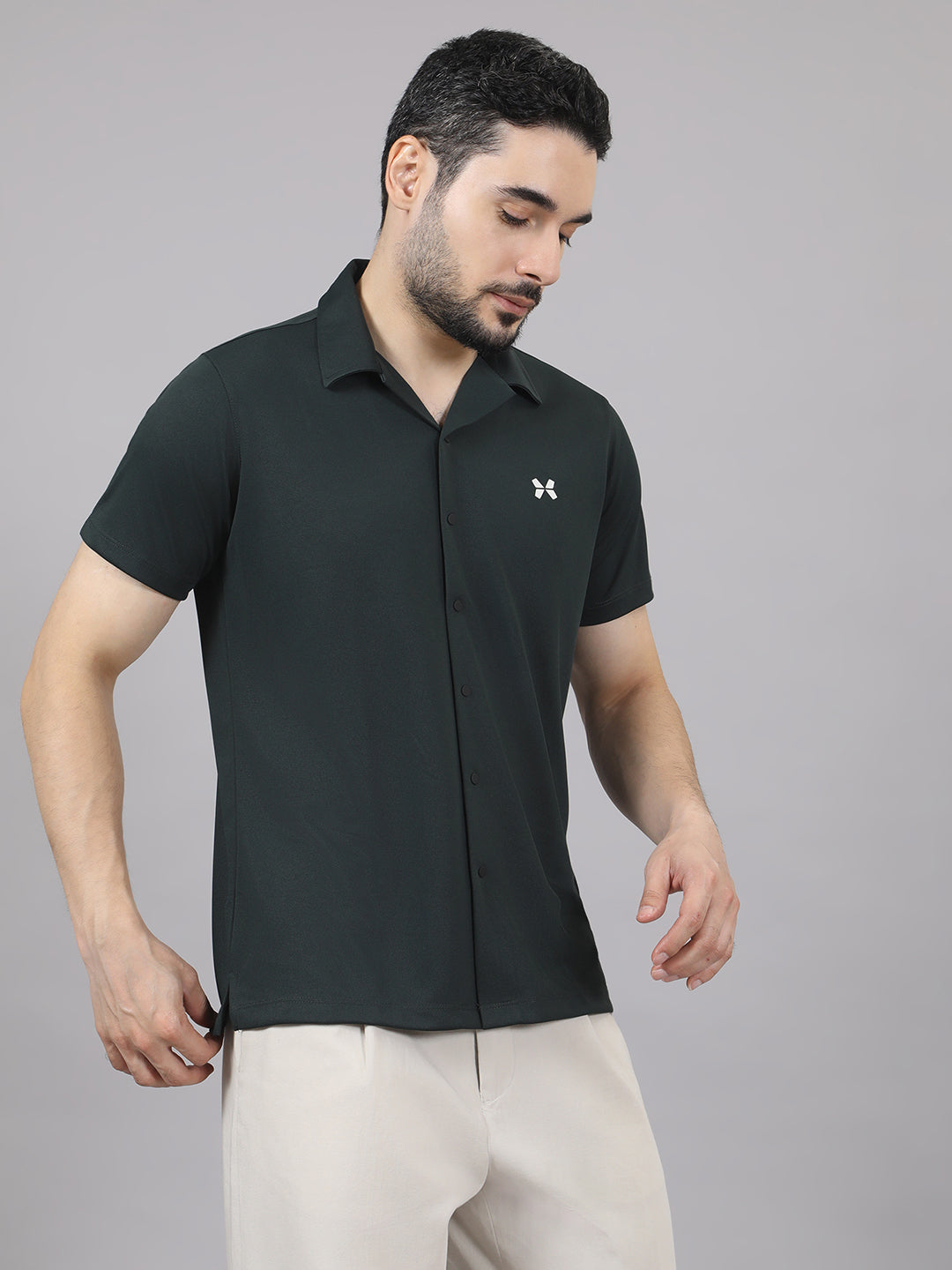 Men's Solid Half Sleeve Cuban Collar Knit Shirt