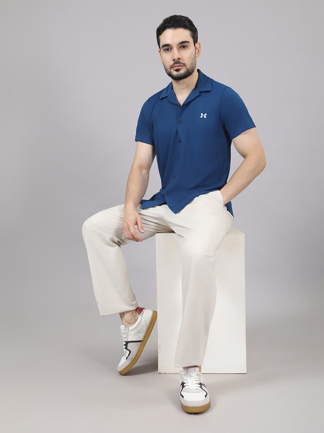 Men's Solid Half Sleeve Cuban Collar Knit Shirt