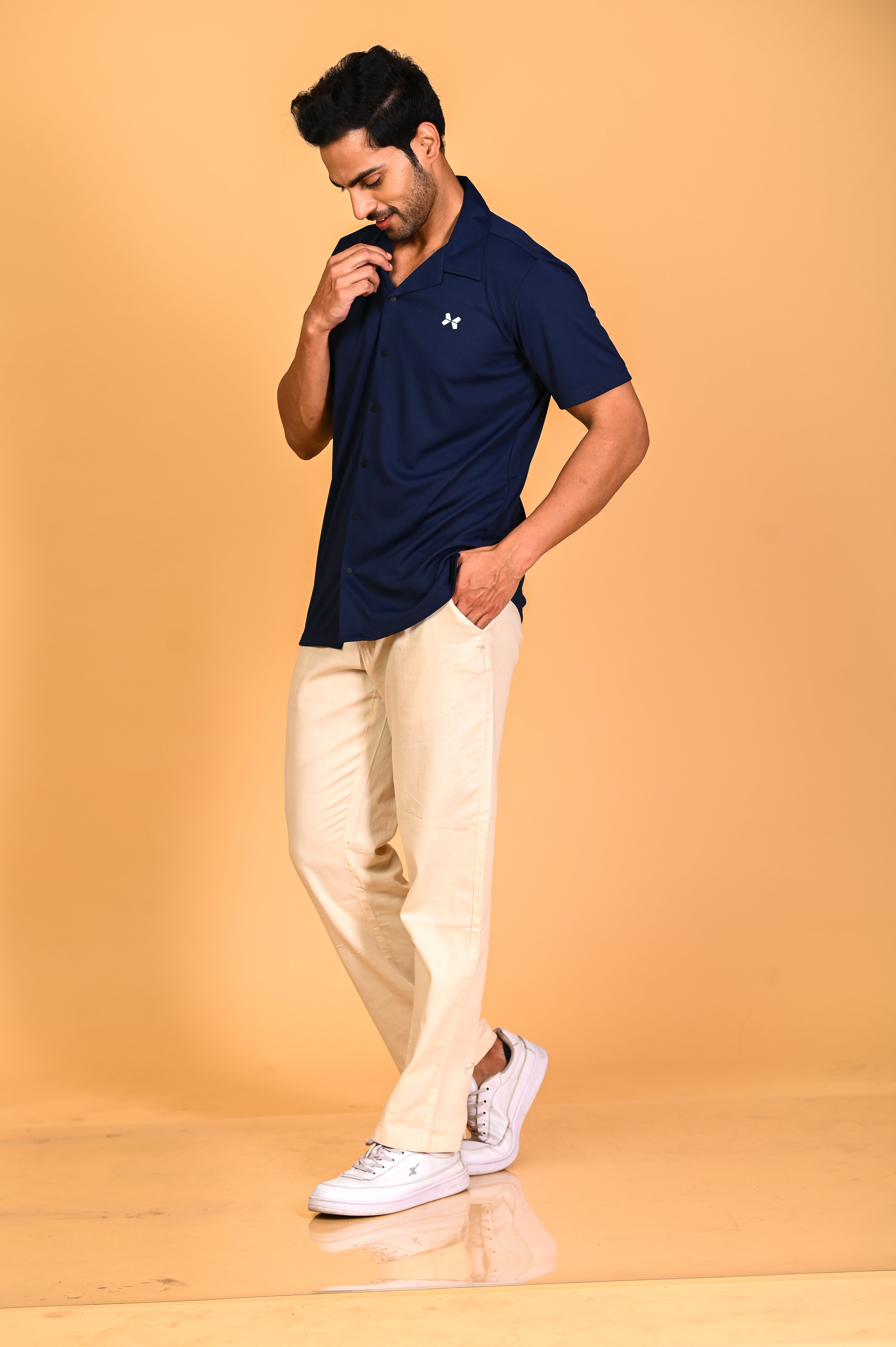 Men's Solid Half Sleeve Cuban Collar Knit Shirt