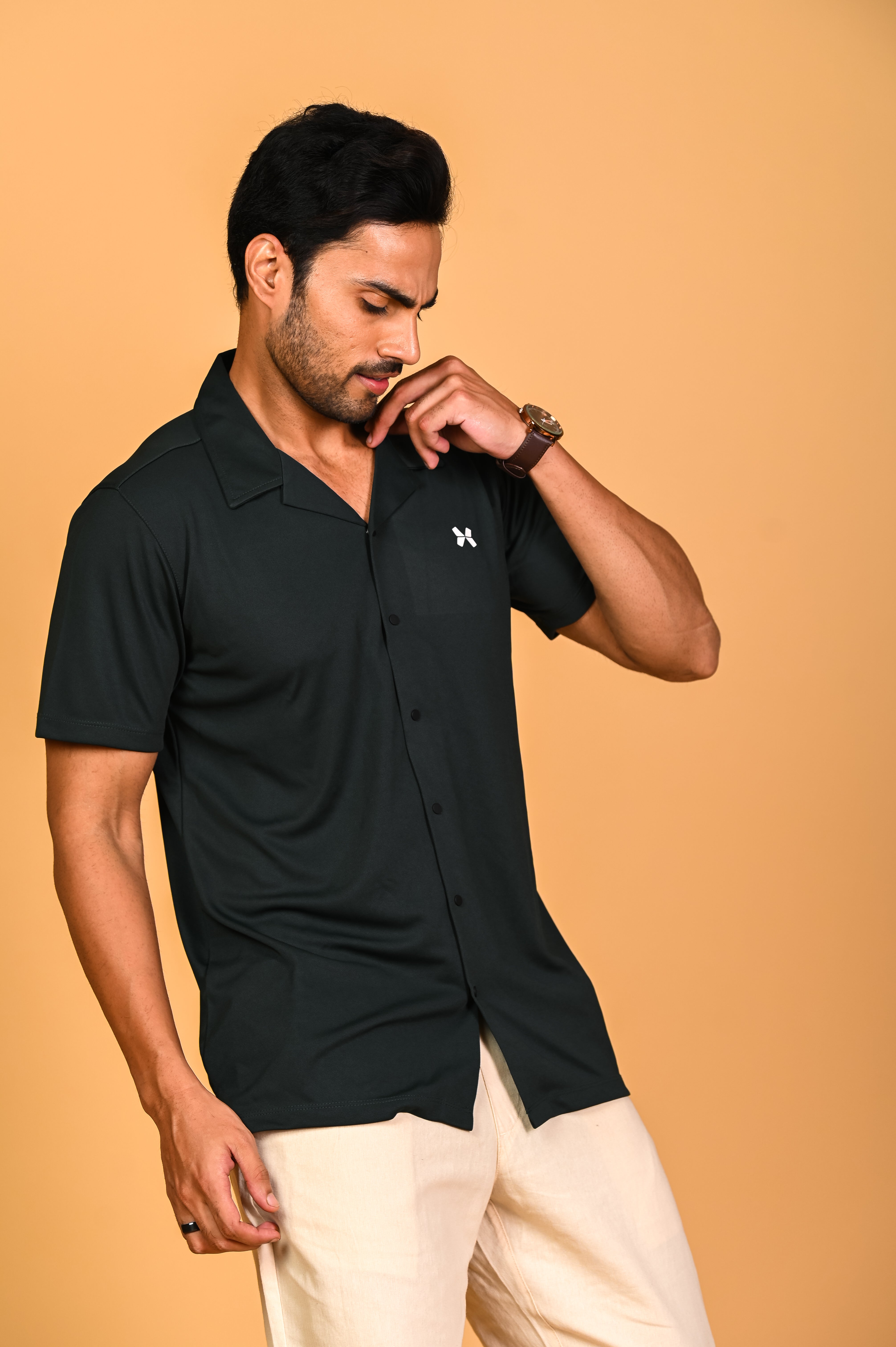 Men's Solid Half Sleeve Cuban Collar Knit Shirt