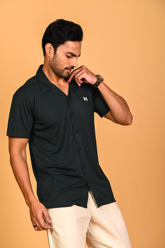 Men's Solid Half Sleeve Cuban Collar Knit Shirt