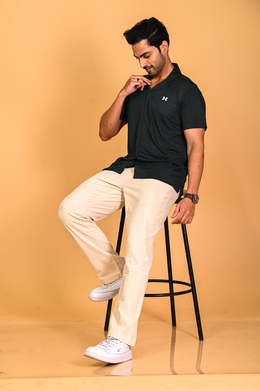 Men's Solid Half Sleeve Cuban Collar Knit Shirt